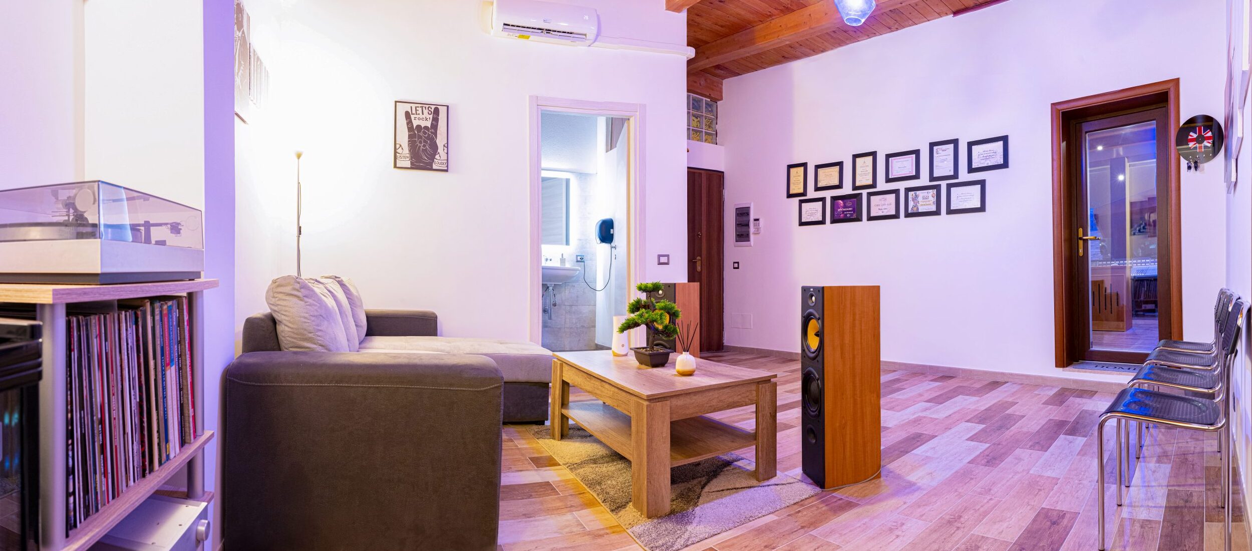 PANO SALA D'ATTESA 2023