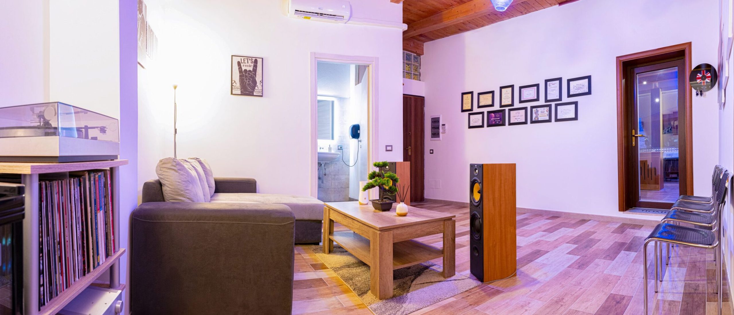 PANO SALA D'ATTESA 2023